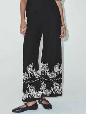 NEW Zara Collection Embroidered Floral Culotte Wide Leg Black Linen Pants Medium